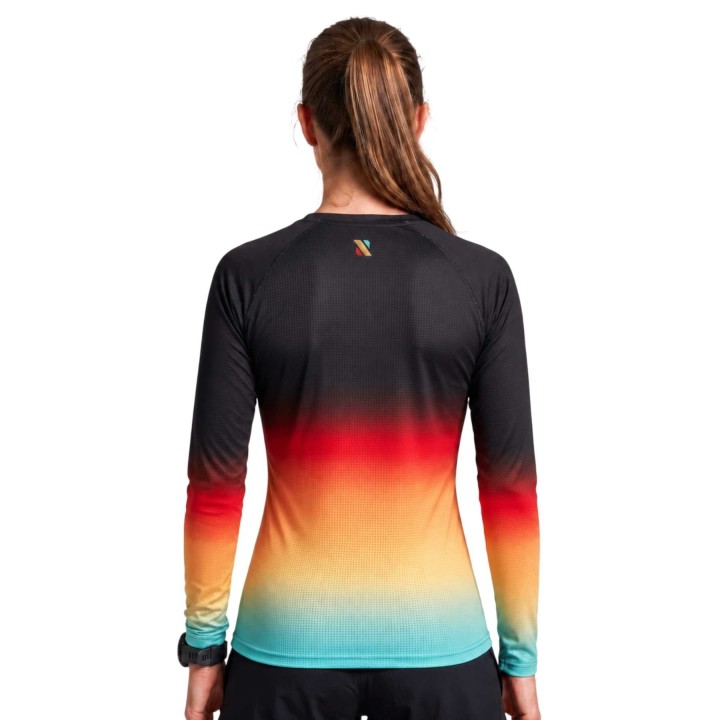 CAMISETA MANGA LARGA RUN&PRO BLACK SUNSET MUJER